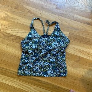 Patagonia tank top with built in bra SIZE MEDIUM